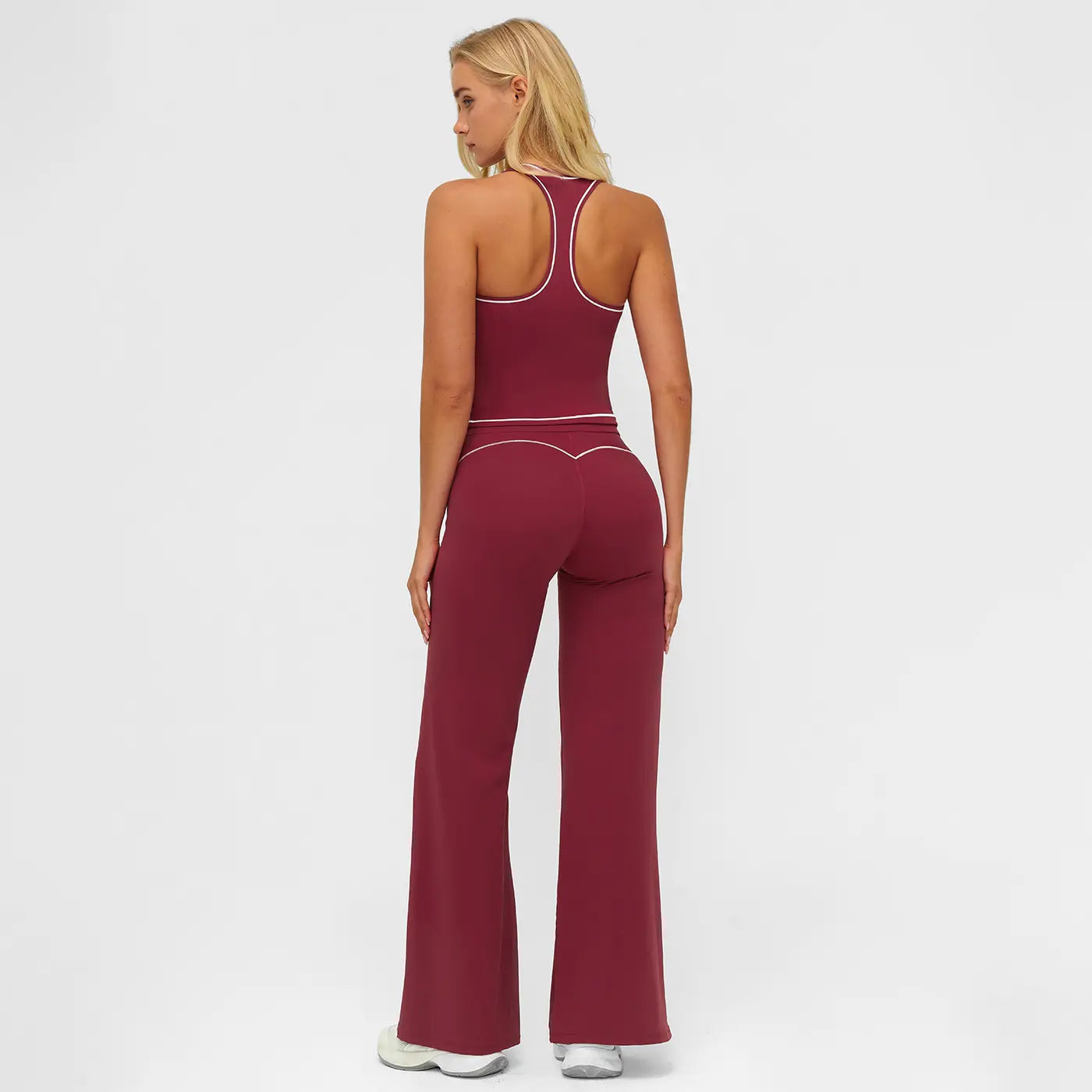 Elevate Your Workout: MFVIM Women's Sporty Tracksuit Set - Stylish Two-Piece Athletic Wear with H-Shaped Back Design & Flattering Bell-Bottom Pants